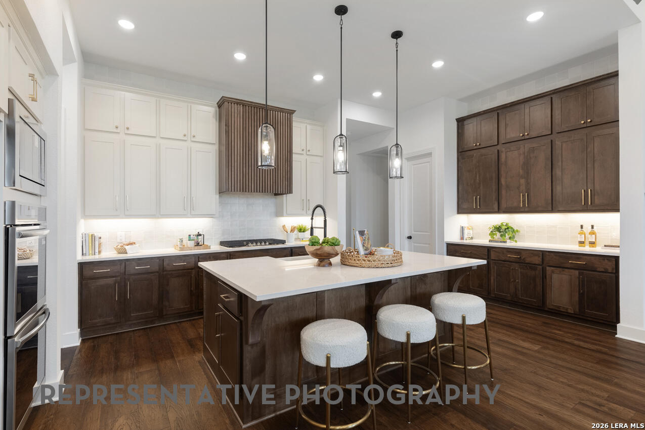 6993 Hallie Hunt Schertz TX 78154