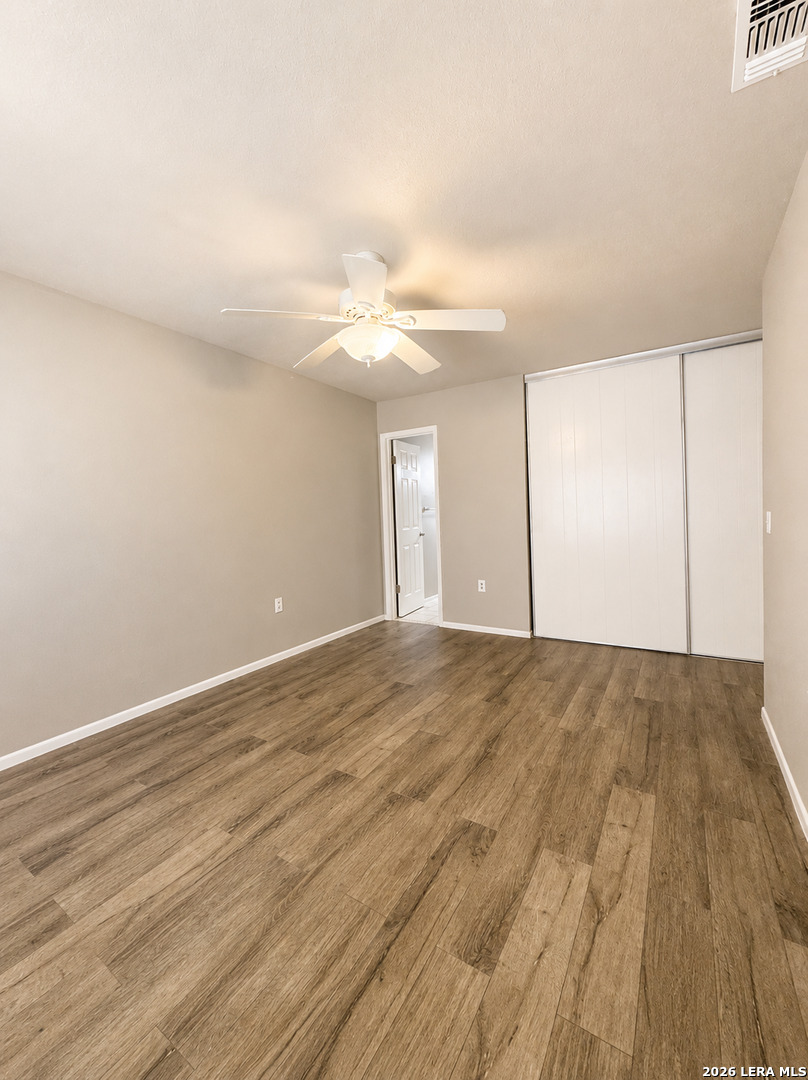 8023 Laurel Bend San Antonio TX 78250