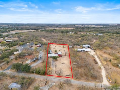 233 County Road 110 Uvalde TX 78801