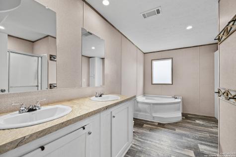 24720 Brownleaf Drive San Antonio TX 78264