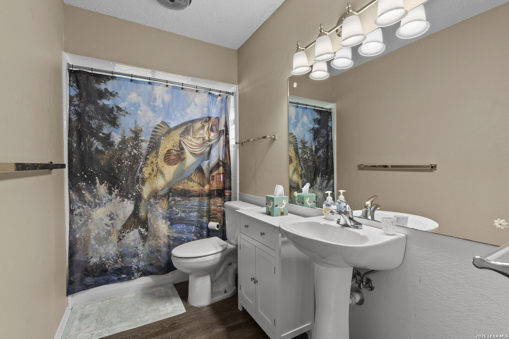 204 Norris Drive W Converse TX 78109