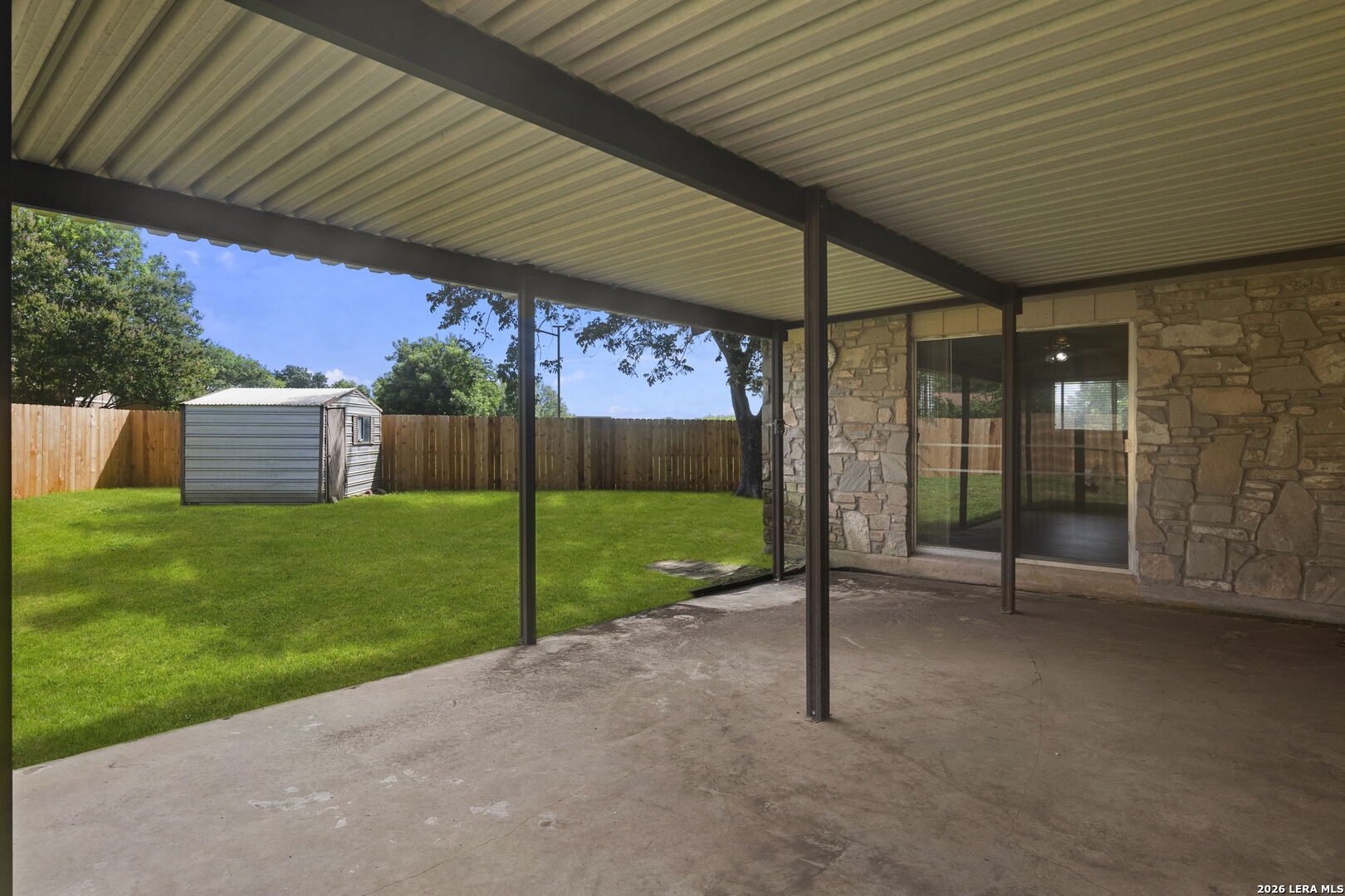 204 Norris Drive W Converse TX 78109