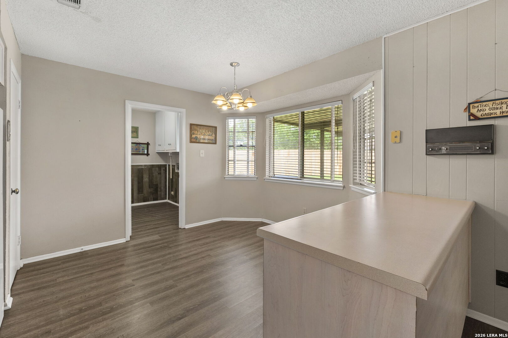 204 Norris Drive W Converse TX 78109