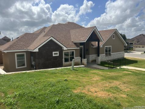 2710 Royalwood New Braunfels TX 78132