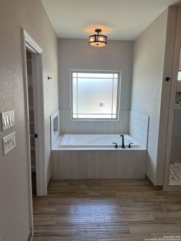 2710 Royalwood New Braunfels TX 78132