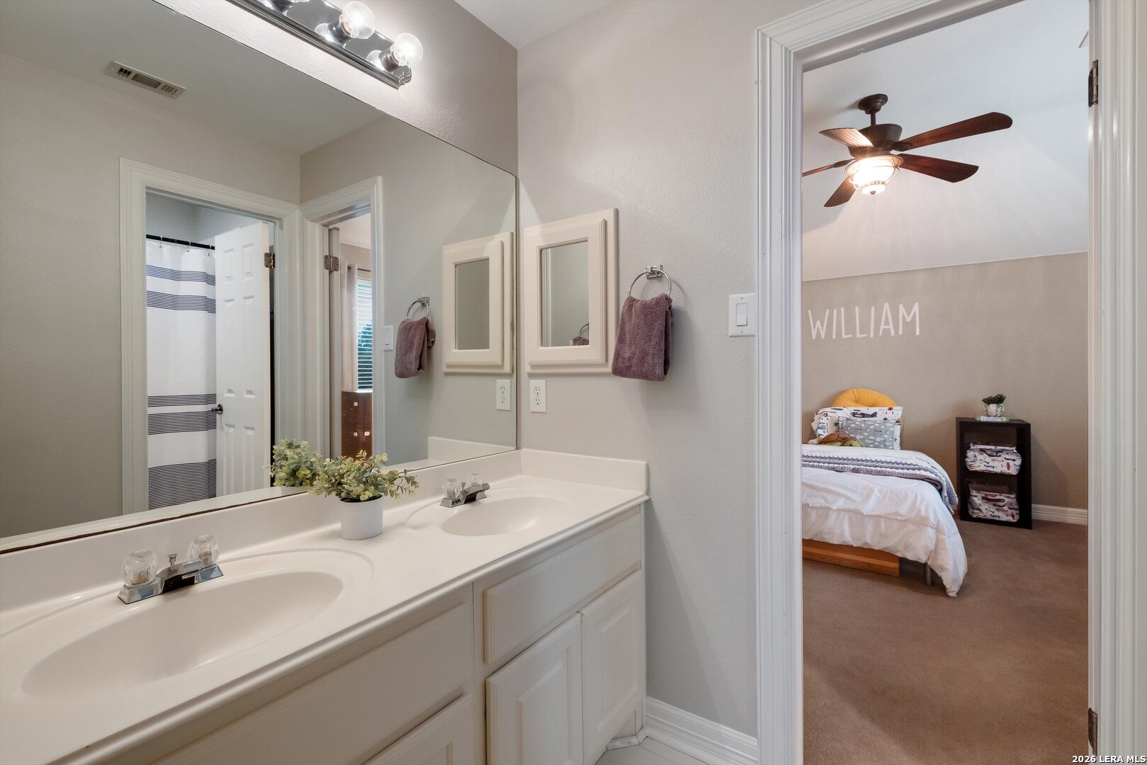 422 Cadence San Antonio TX 78260
