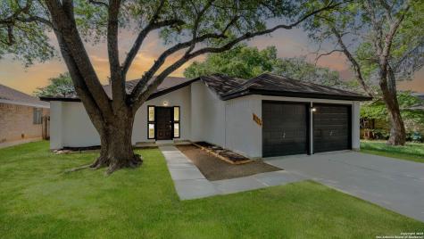 8114 Forest Bow Live Oak TX 78233