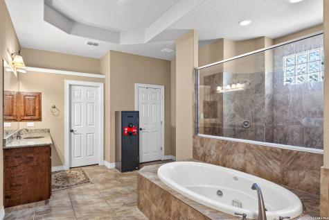 355 Pueblo Pintado Helotes TX 78023
