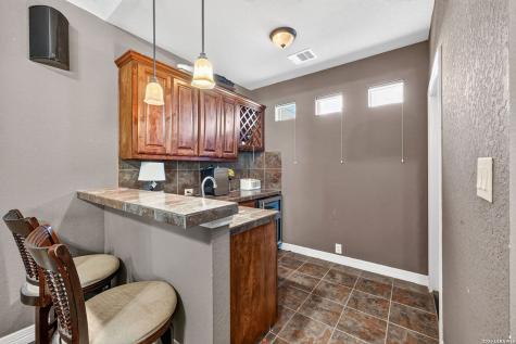 355 Pueblo Pintado Helotes TX 78023