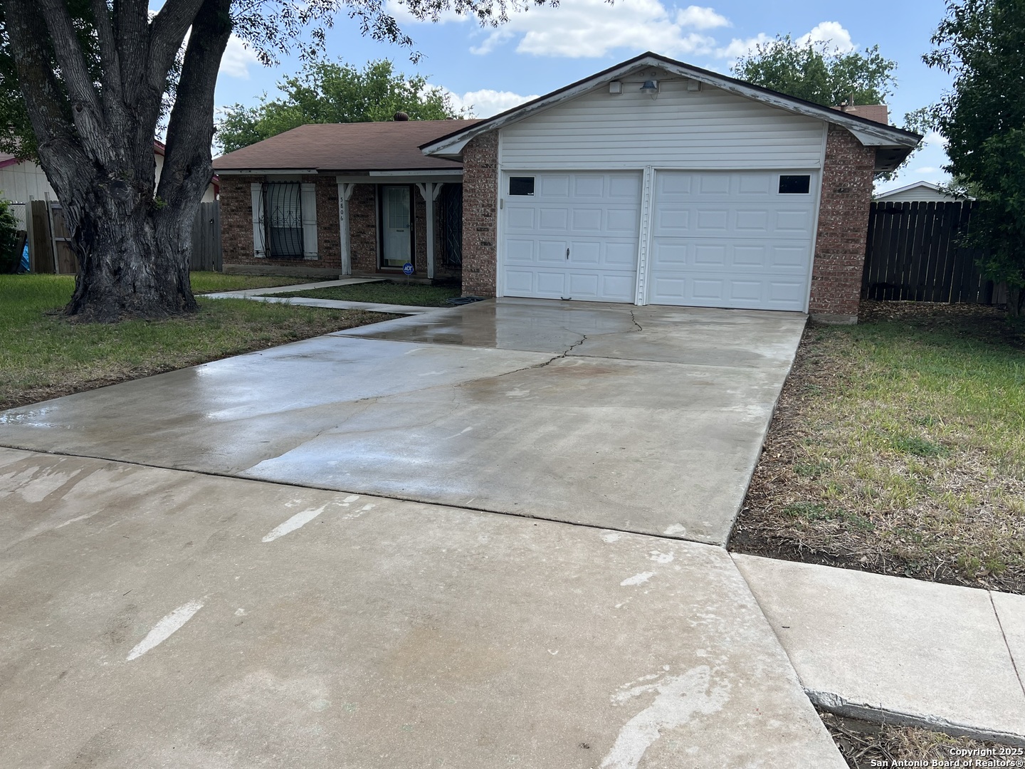 5806 Tree View San Antonio TX 78220