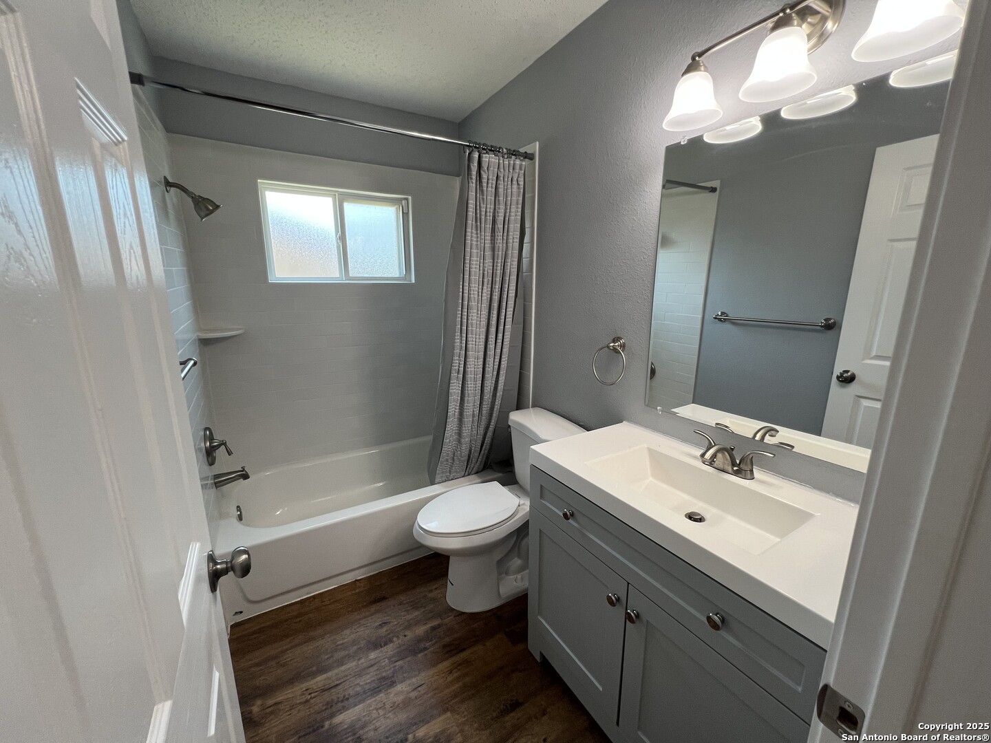 5806 Tree View San Antonio TX 78220