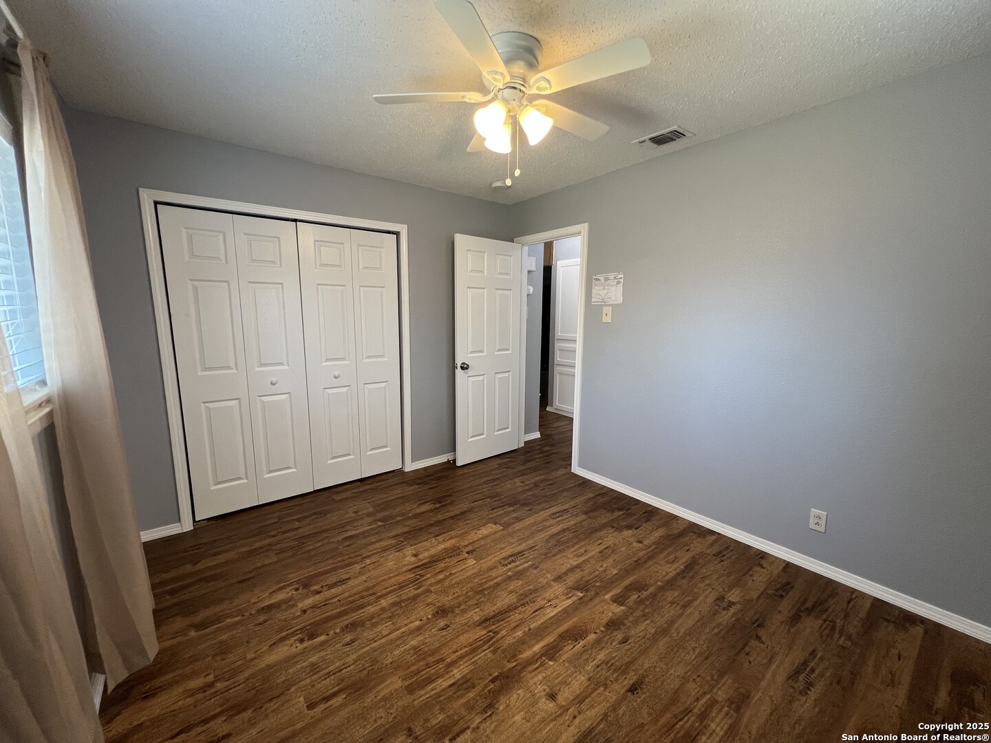 5806 Tree View San Antonio TX 78220