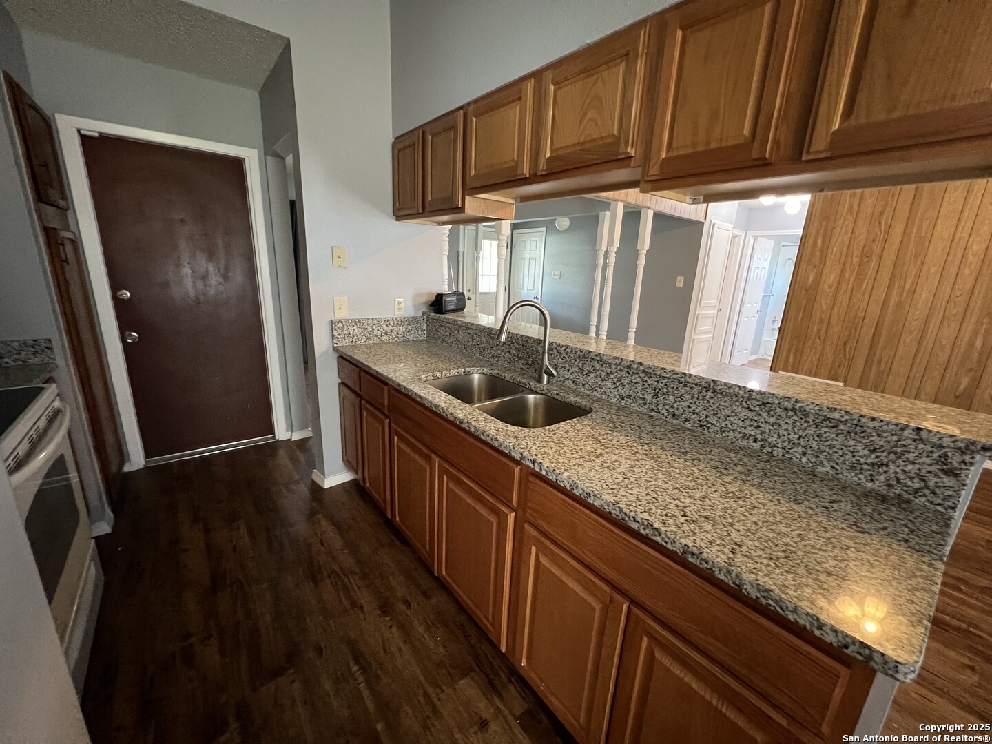 5806 Tree View San Antonio TX 78220