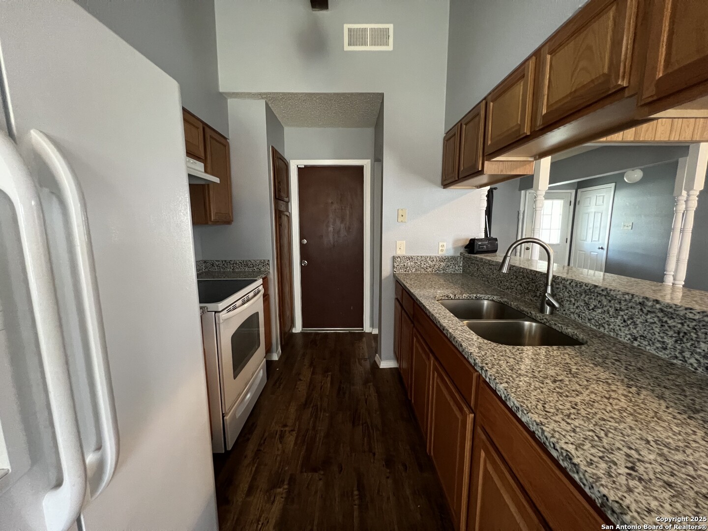 5806 Tree View San Antonio TX 78220