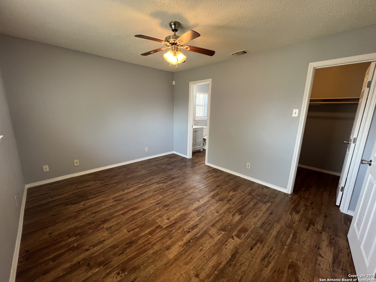 5806 Tree View San Antonio TX 78220