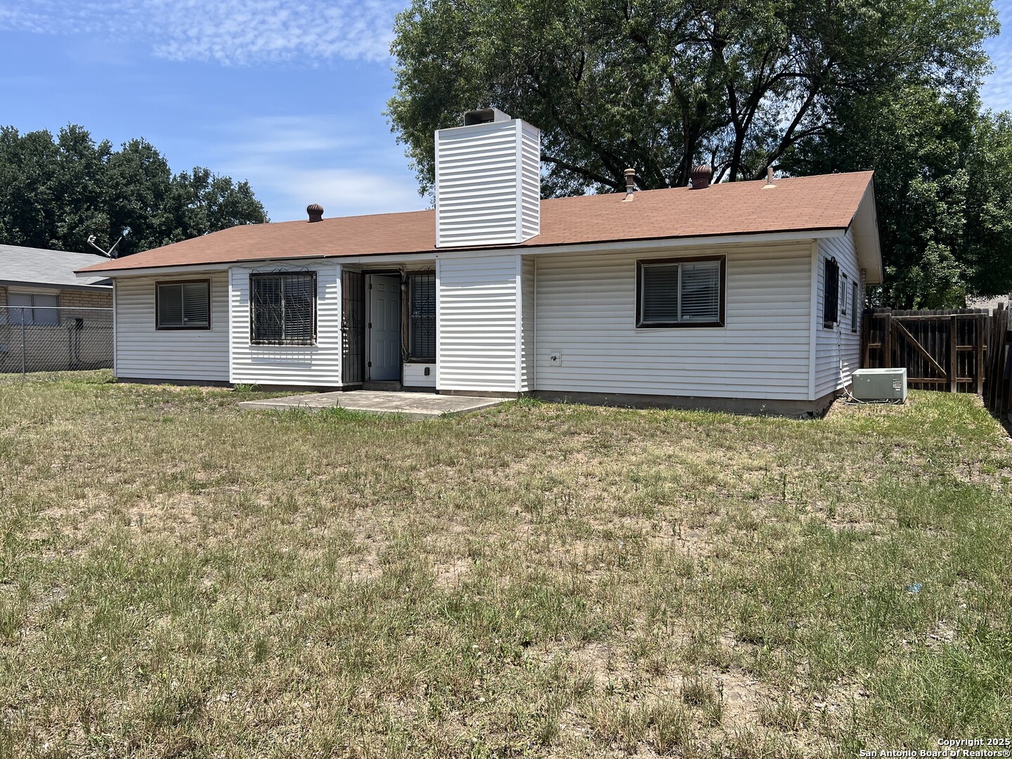 5806 Tree View San Antonio TX 78220