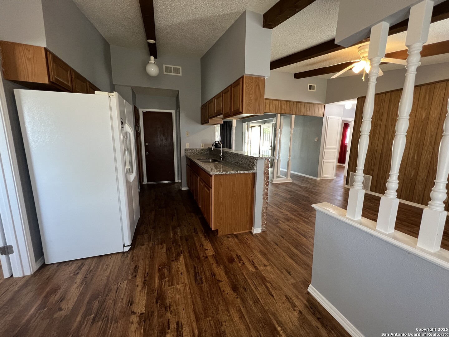5806 Tree View San Antonio TX 78220