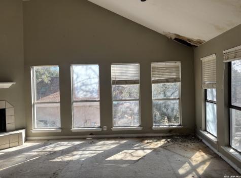 16103 Chase Hill San Antonio TX 78255