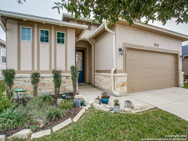 3954 Bogie Way Converse TX 78109