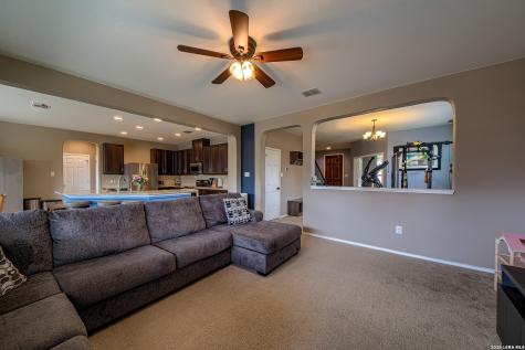 9750 Copperway Converse TX 78109