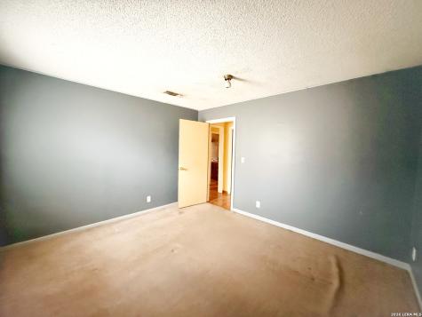 607 N Bowie Fredericksburg TX 78624