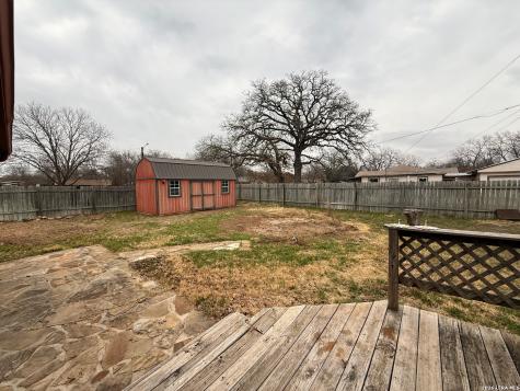 607 N Bowie Fredericksburg TX 78624