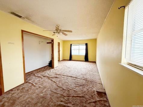 607 N Bowie Fredericksburg TX 78624