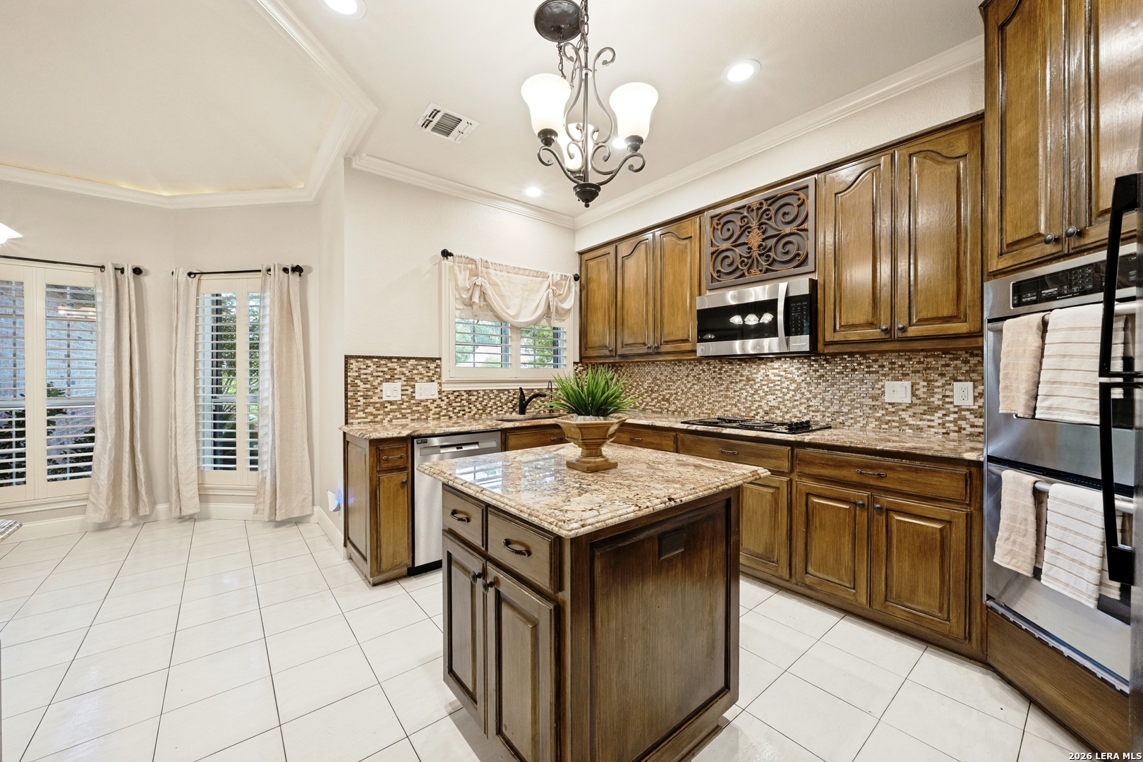 2 Granburg Circle San Antonio TX 78218