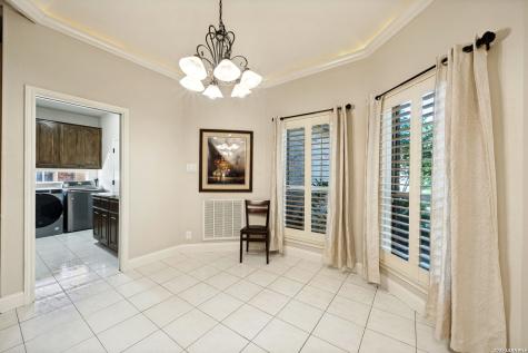 2 Granburg Circle San Antonio TX 78218