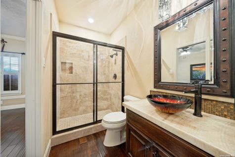 2 Granburg Circle San Antonio TX 78218