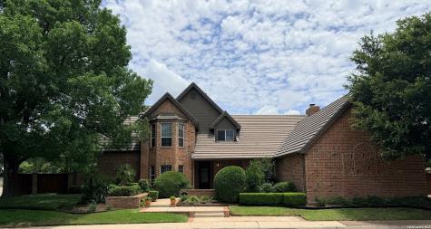 2 Granburg Circle San Antonio TX 78218