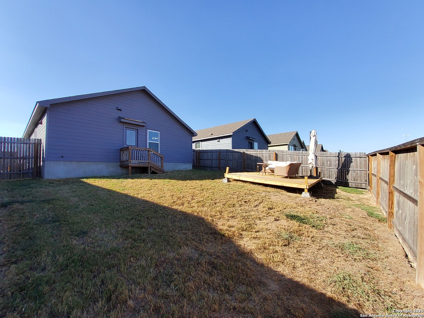 6814 Willow Lnd Converse TX 78109