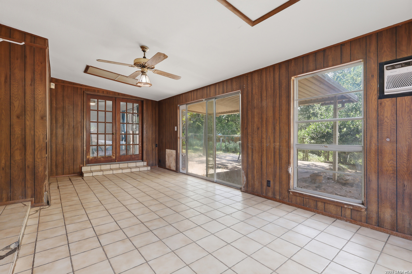 8838 Thatch Drive San Antonio TX 78240