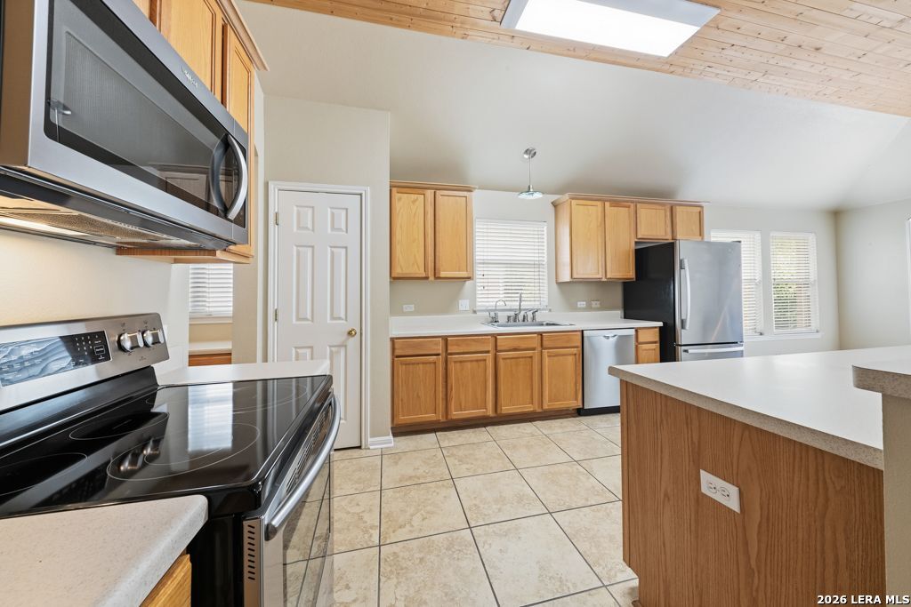 18728 Rogers Glen San Antonio TX 78258