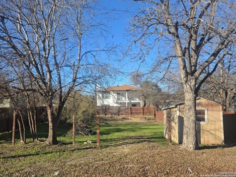 1405 Bailey Avenue San Antonio TX 78210