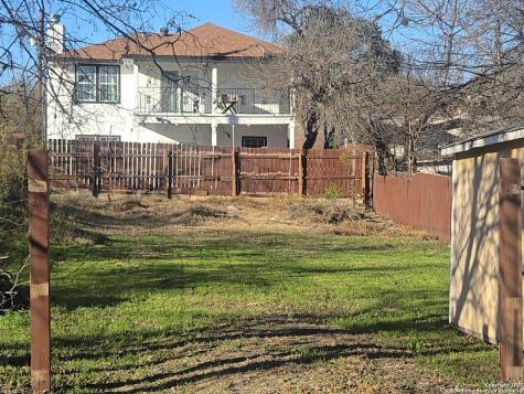 1405 Bailey Avenue San Antonio TX 78210