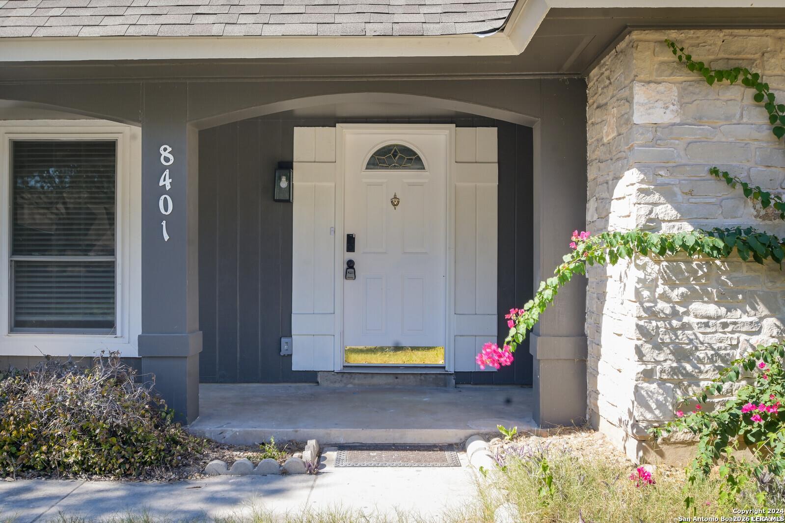 8401 Timber Crest San Antonio TX 78250