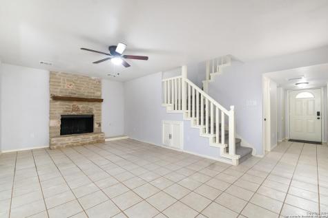 8401 Timber Crest San Antonio TX 78250