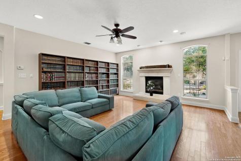 82 Three Lakes San Antonio TX 78248