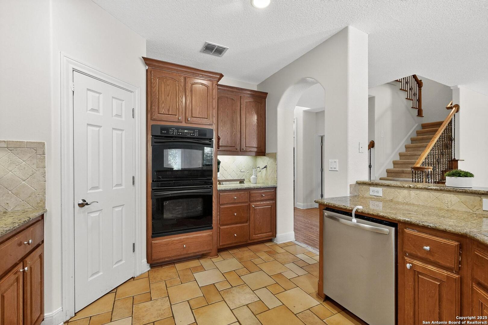 82 Three Lakes San Antonio TX 78248