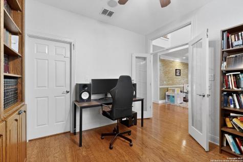 82 Three Lakes San Antonio TX 78248