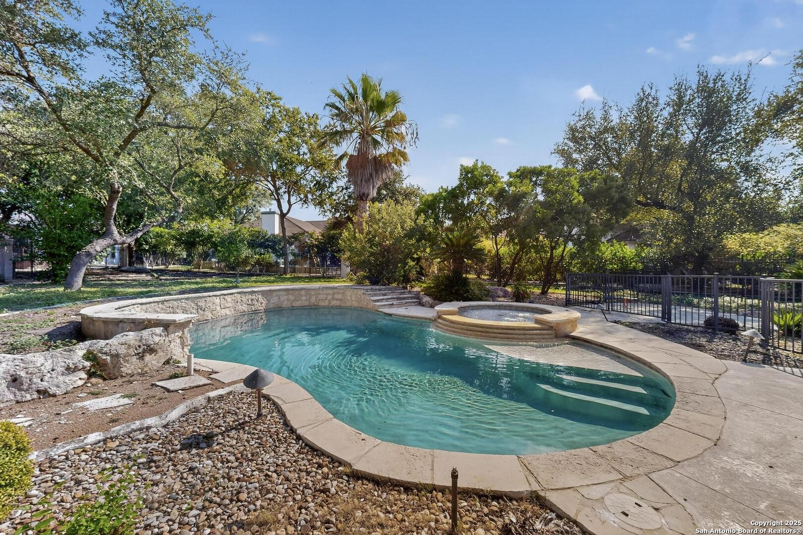 82 Three Lakes San Antonio TX 78248