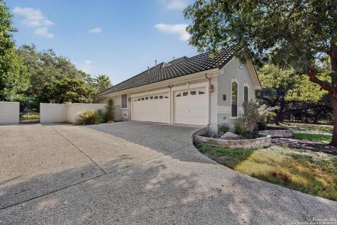 82 Three Lakes San Antonio TX 78248