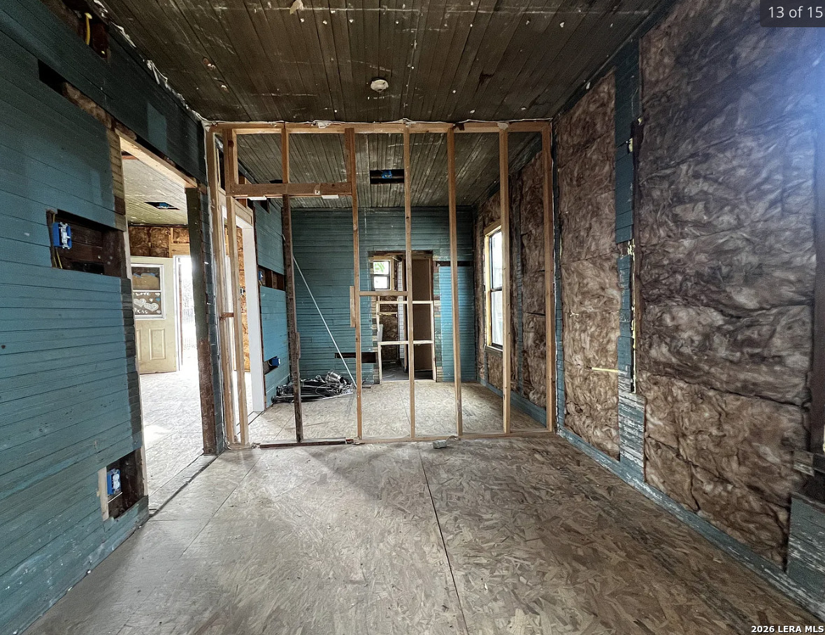 715 S Trinity Street San Antonio TX 78207