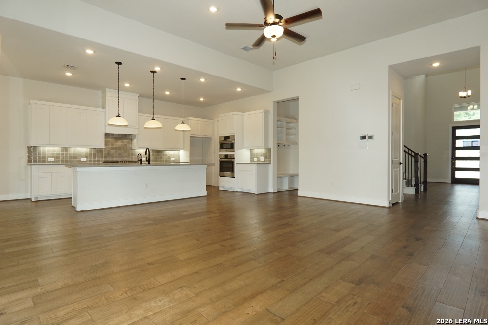 2710 Creekside View San Antonio TX 78230