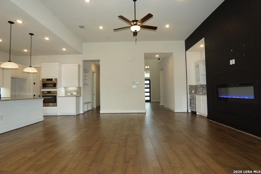 2710 Creekside View San Antonio TX 78230