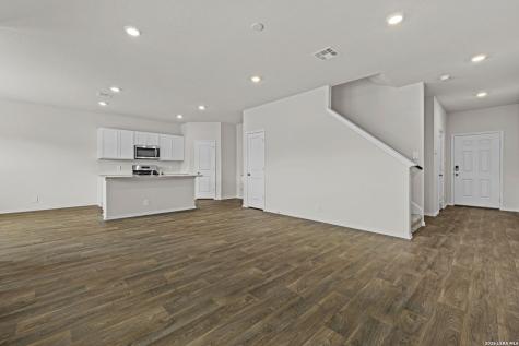 182 Western Gull Drive San Antonio TX 78253