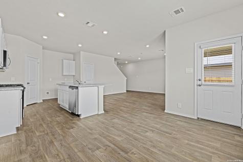 182 Western Gull Drive San Antonio TX 78253