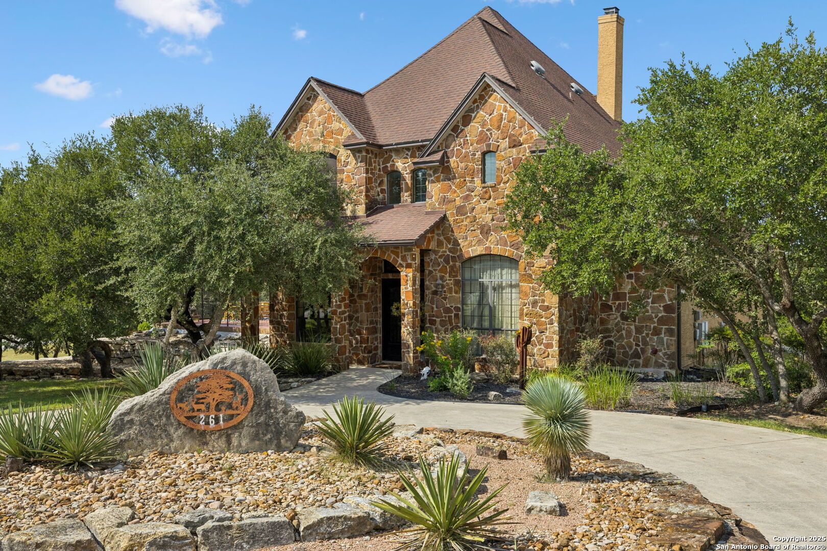 261 Coveney Boerne TX 78006