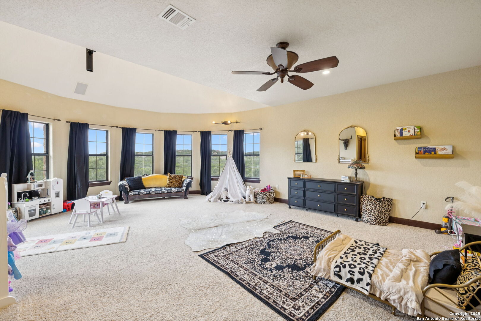 261 Coveney Boerne TX 78006
